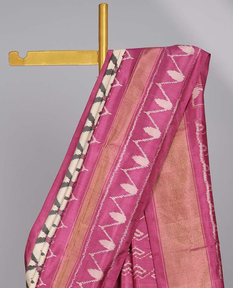 Cream argyle design ikkat silk saree , contrast design & intricate floral design pallu