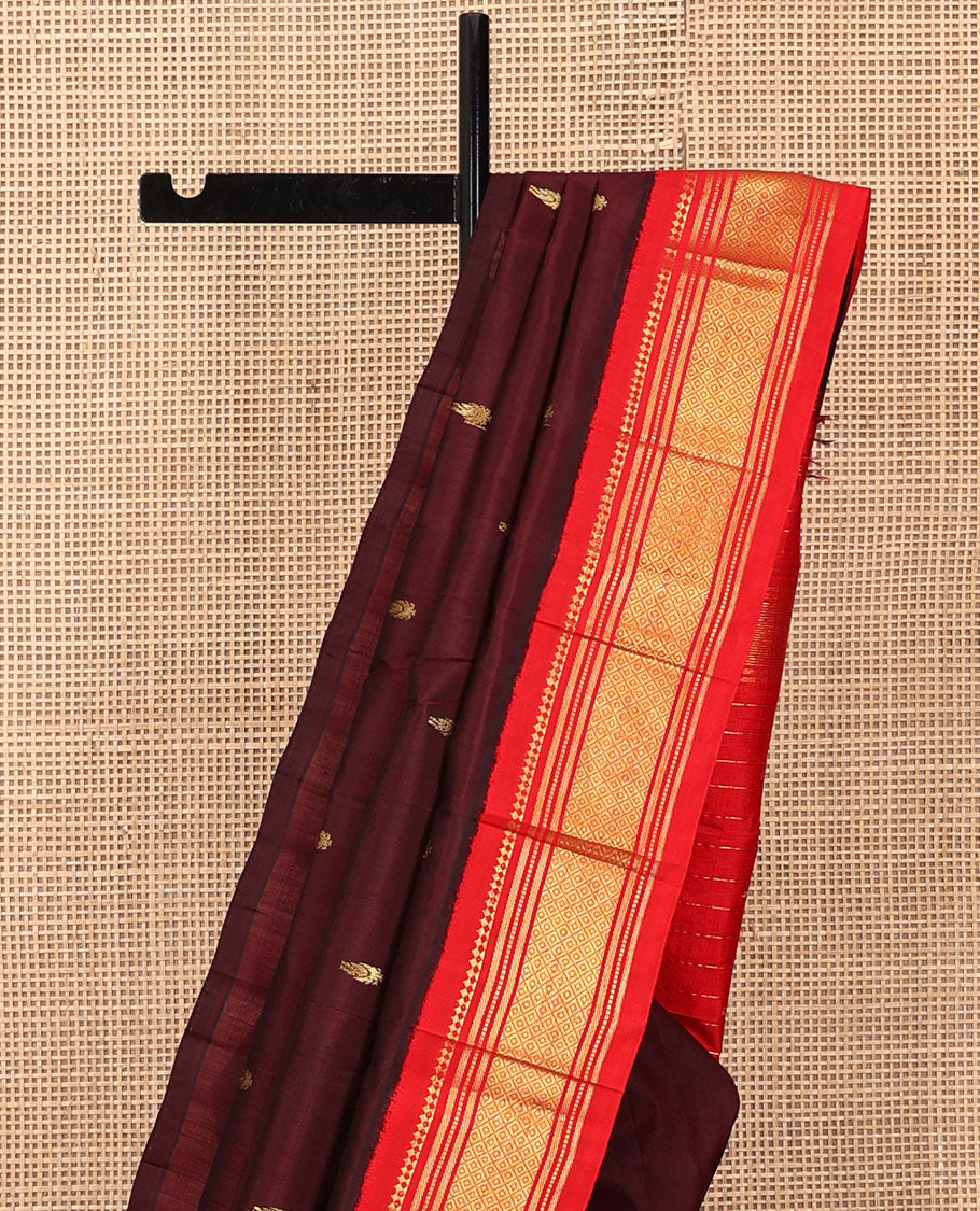 Maroon Kanchipuram Silk Saree, Woven with Zari Buttas, a Contrast One-Sided Korvai Border of Panner Sombu, Banaras, Muthu, and Mayil Kann Designs, a Zari Design Pallu, and No Blouse