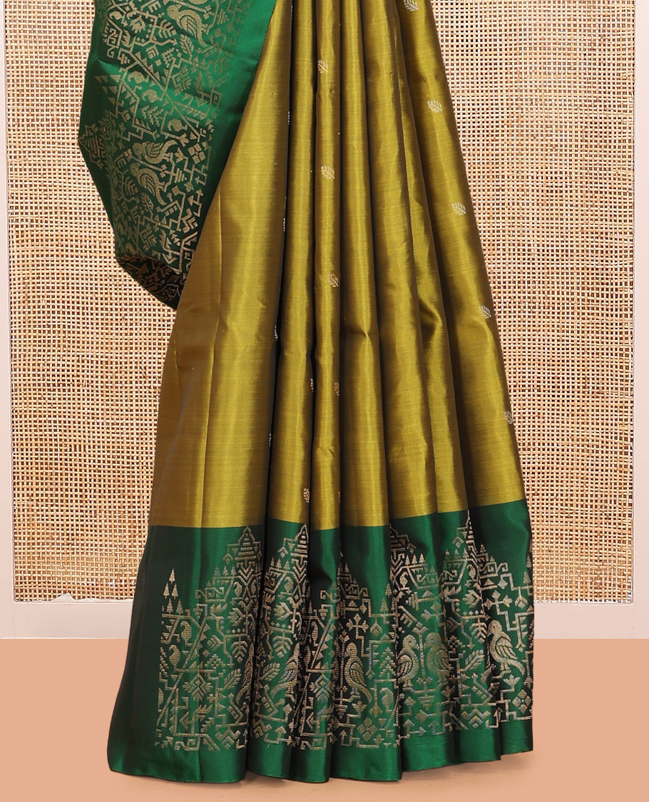 Green Mayuri Lite Silk Mix Saree, Ornamented with Zari Buttas, Complemented By Contrast Border and Pallu of Intricate Design Weave, and a Contrast Blouse