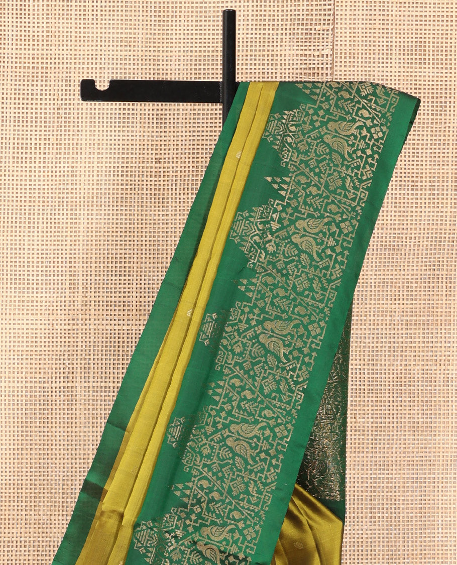 Green Mayuri Lite Silk Mix Saree, Ornamented with Zari Buttas, Complemented By Contrast Border and Pallu of Intricate Design Weave, and a Contrast Blouse