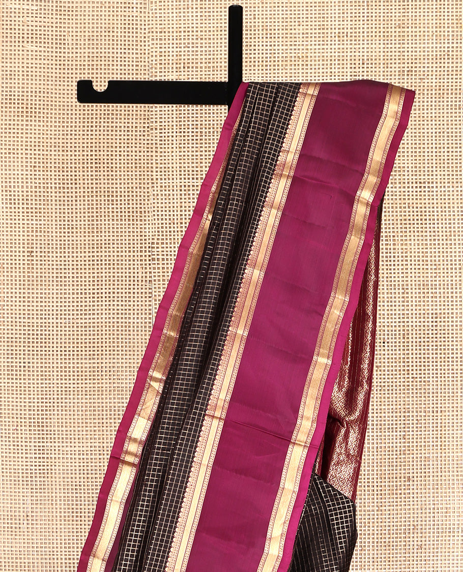 Brown Mayuri Lite Silk Mix Saree, Dazzled with Zari Checked Design All Over Its Body, Complemented by a Contrast Rettai Pettu Traditional Design Border, Pallu of Jaal Designs, and Paired with a Contrast Blouse