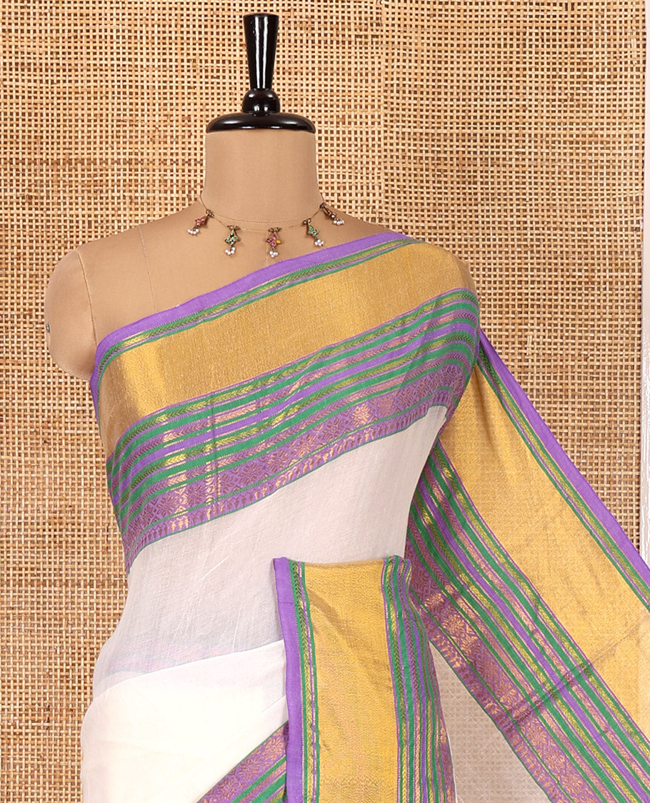 Cream Plain Khadi Mul Cotton Saree, Complemented by a Contrast Traditional Zari Kanchi Border, and a Matching Blouse