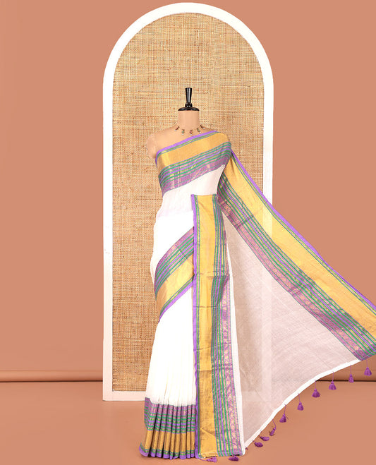 Cream Plain Khadi Mul Cotton Saree, Complemented by a Contrast Traditional Zari Kanchi Border, and a Matching Blouse