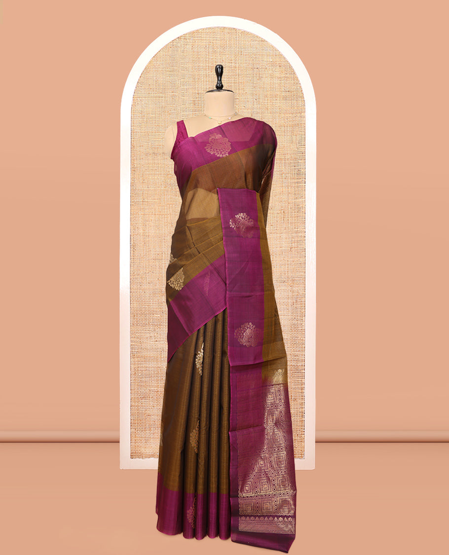 Brown Cotton Saree, Adorned with Floral Zari Buttas, a Contrast Zari Motif Border, Intricatly Checked Pallu and a Contrast Blouse