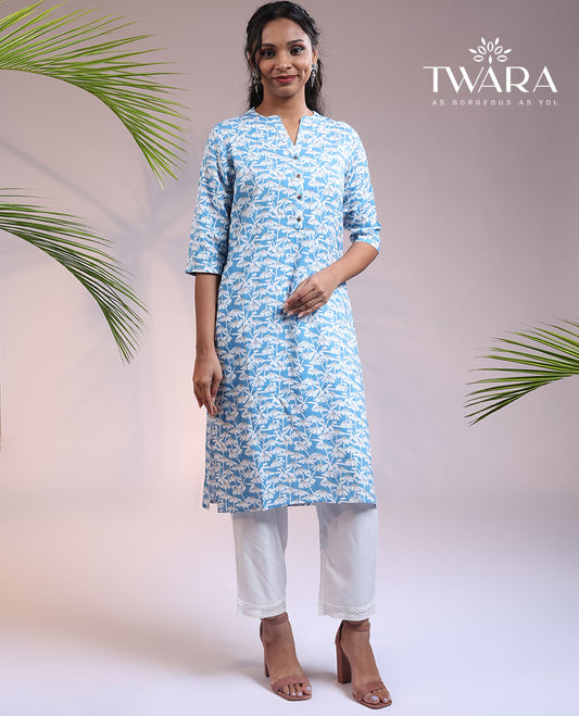 Twara blue floral Chinese collar & 3/4th sleeve rayon straight-cut below-knee kurti