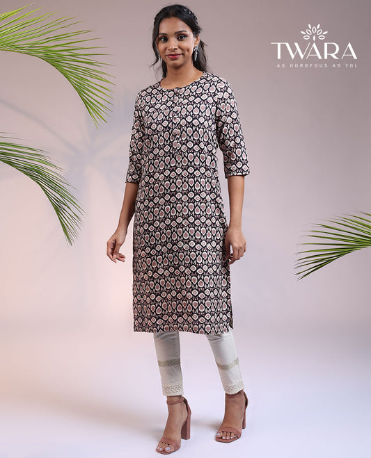 Twara black intricately printed round neck & 3/4th sleeve cotton straight-cut below-knee kurti