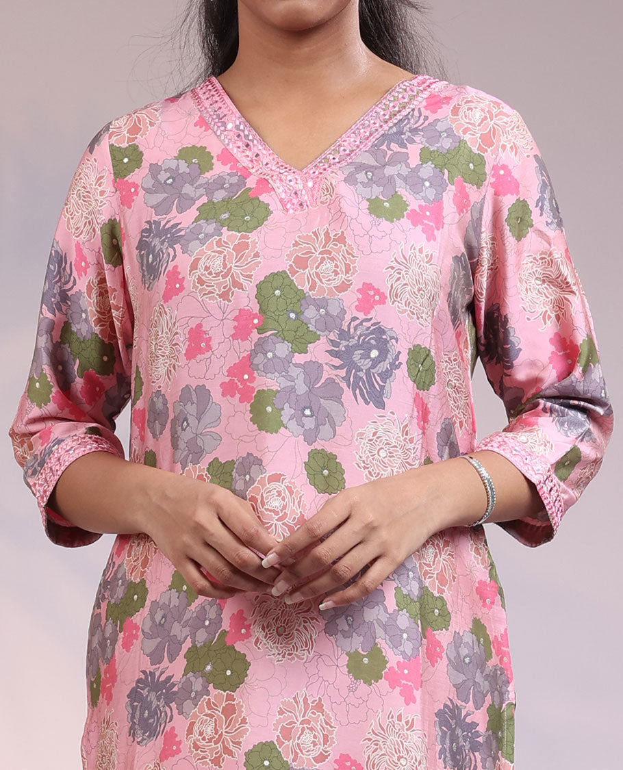 Twara pink floral printed with embroidered 3/4th sleeve & V-neck cotton straight-cut below-knee kurti