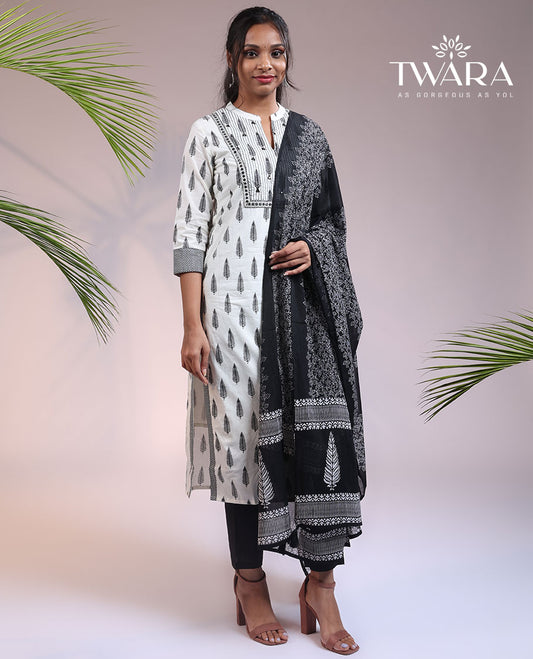 White readymade suit,unique motif Chinese collar 3/4th-sleeve cotton nyra-cut top,straight-cut pants & intricate dupatta