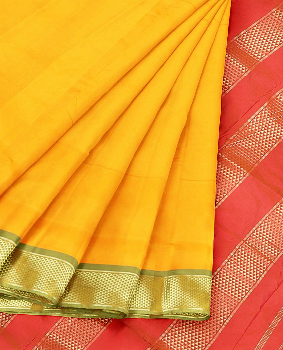 Yellow plain nine-yard cotton saree, contrast border & pallu of traditional designs