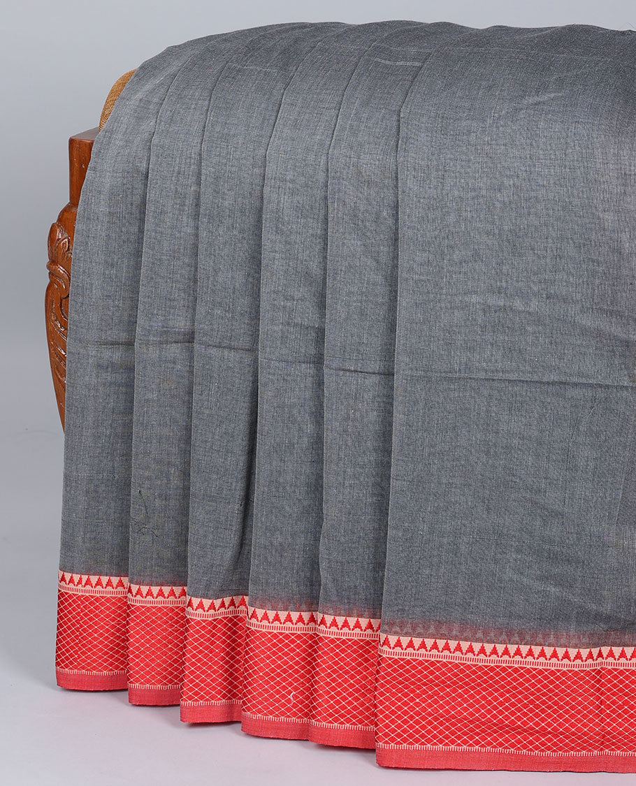 Green plain design cotton saree, contrast traditional design border & pallu of stripes