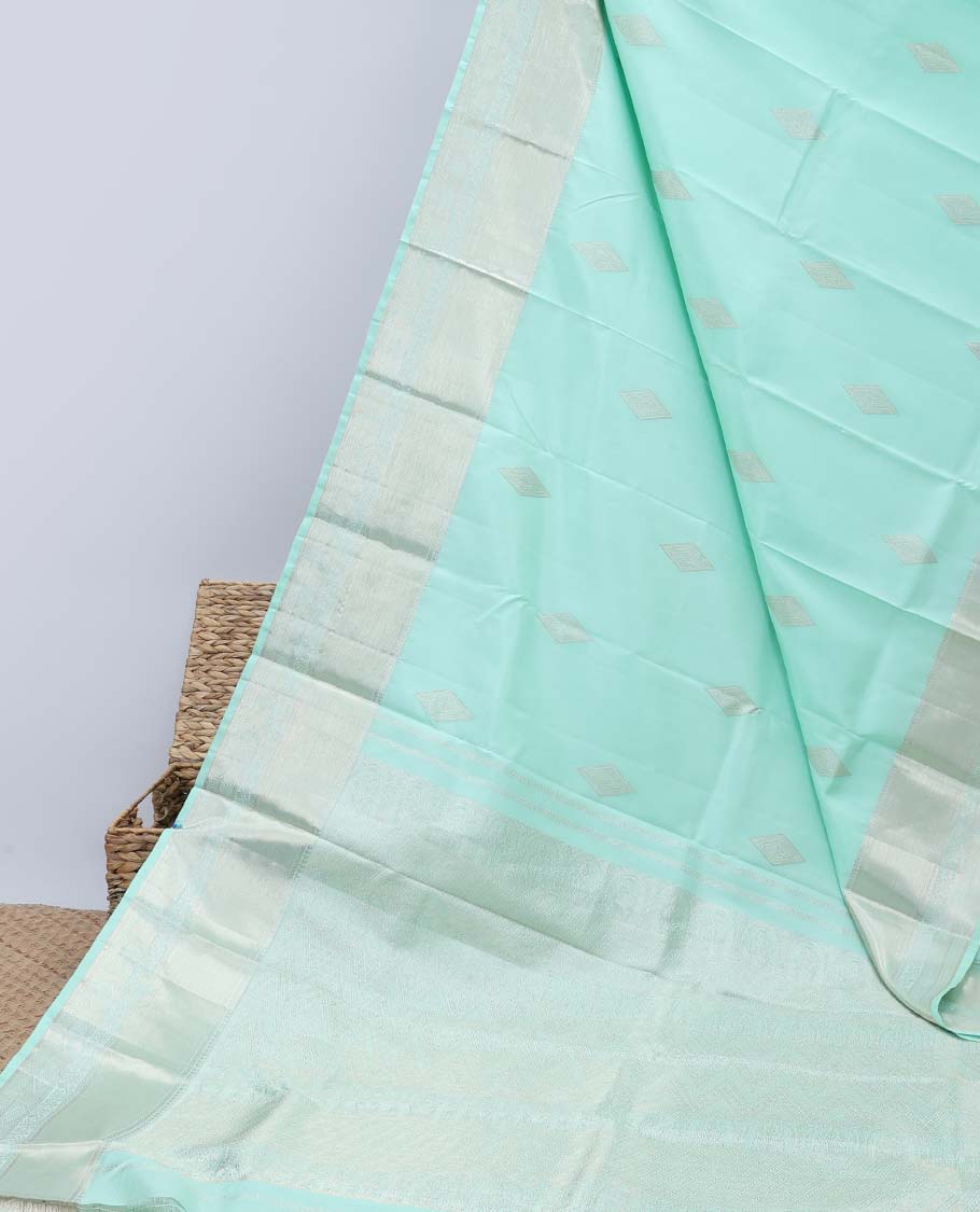 Blue kancheepuram koorai silk saree with zari buttas,zari border of manga,kathir,diamond & kodi visiry & intricate pallu