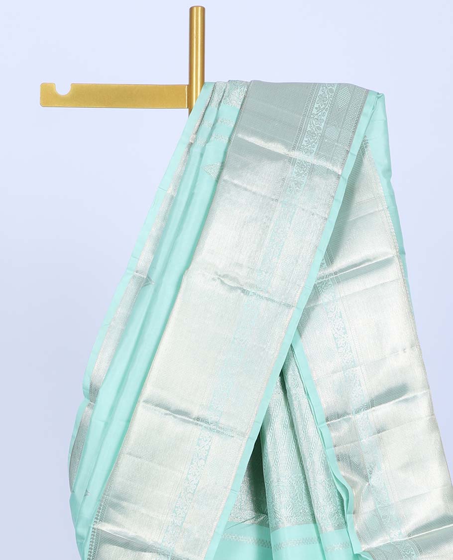 Blue kancheepuram koorai silk saree with zari buttas,zari border of manga,kathir,diamond & kodi visiry & intricate pallu