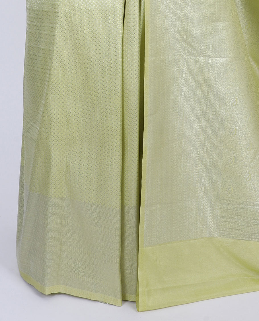 Green jacquard design fancy softy saree, traditional design border & pallu of intricate designs