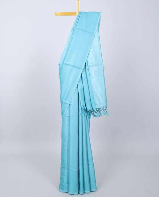 Borderless blue plain kamala silk saree, contrast intricately printed blouse 