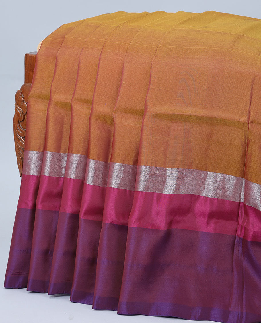 Orange plain uppada saree, contrast plain border & pallu of plain design