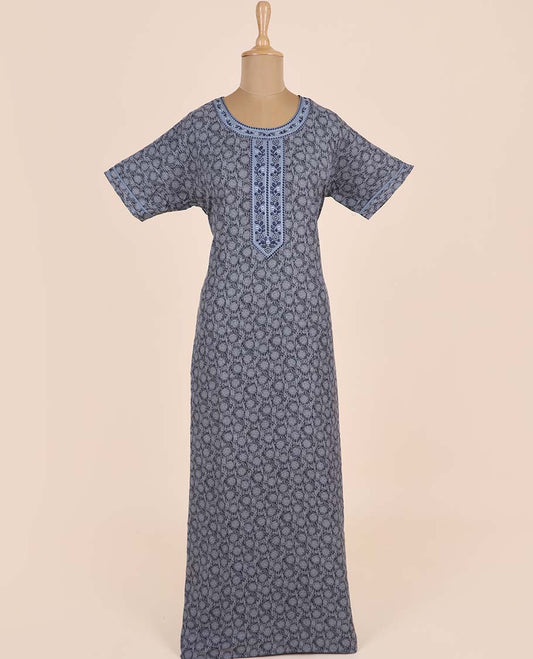 Grey geometric printed & embroidery round-neck half-sleeve nighty