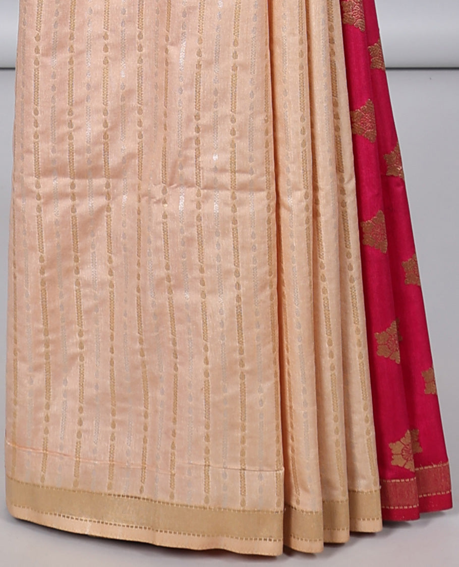 Cream semi banaras dola saree with zari designs, zari border & intricate checked design pallu
