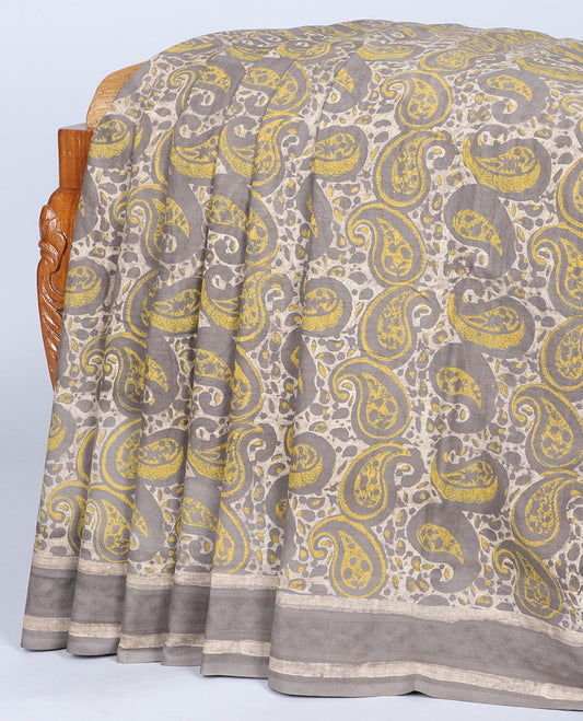 Grey paisley printed mul-mul-cotton saree, self-border & pallu of floral print