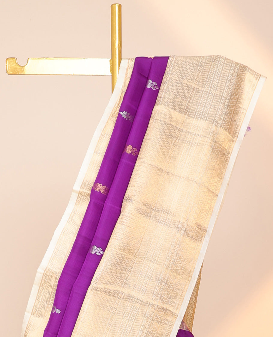 Purple zari buttas silksaree, contrast jaal pallu & border of neli kodi poun,muthu,manga,mayil kann,kathir & kodi visiry