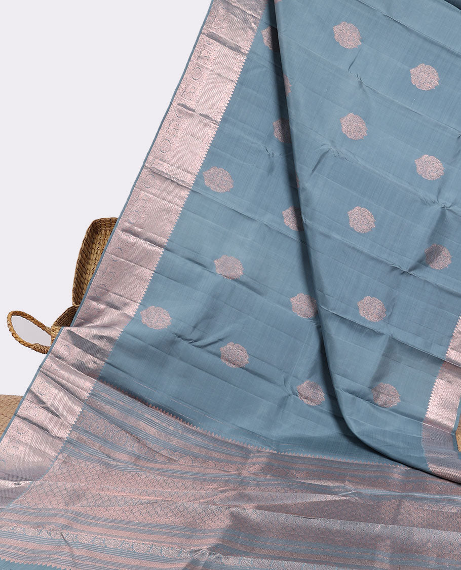 Grey zari buttas Kanchipuram silksaree, jaal pallu & zari border of thilakam mokku,jada nagam,poun & kuyil kann 