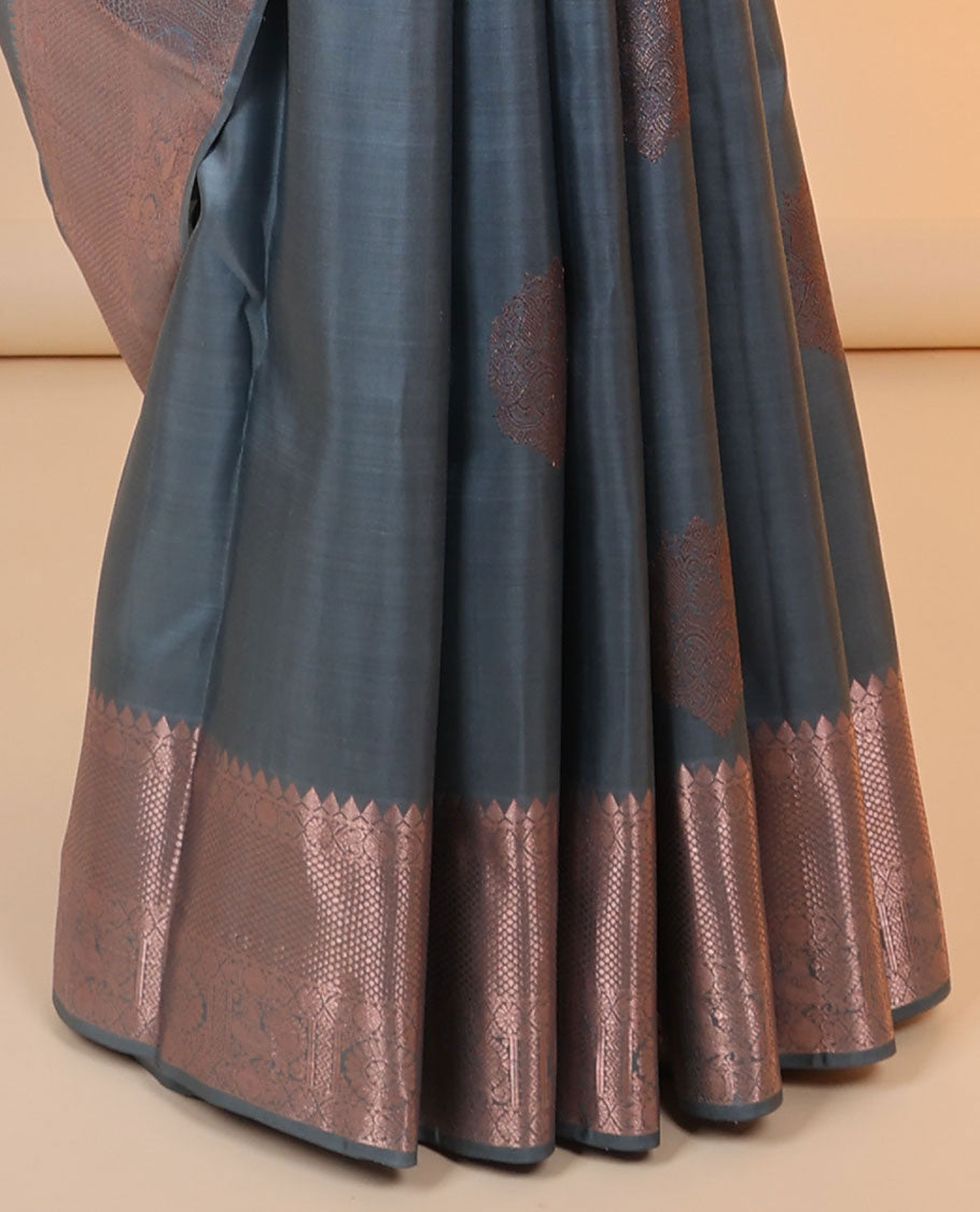 Grey zari buttas Kanchipuram silksaree, jaal pallu & zari border of thilakam mokku,jada nagam,poun & kuyil kann 