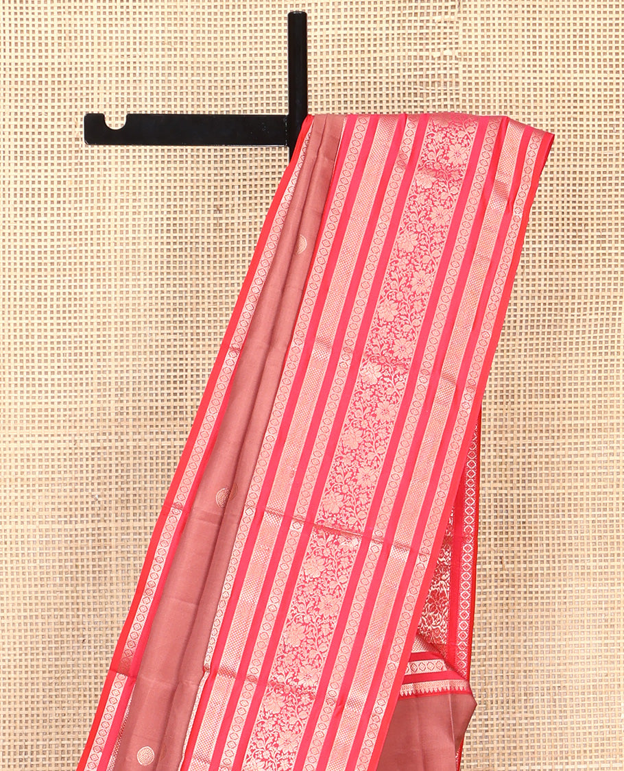 Pale Brown Vasundhara Silk Saree, Adorned with Zari Buttas All Over Its Body Complemented by Contrast Border of Kodi Visiry Designs Pallu of Butta Enclosed Checks, and Paired with a Contrast Blouse
