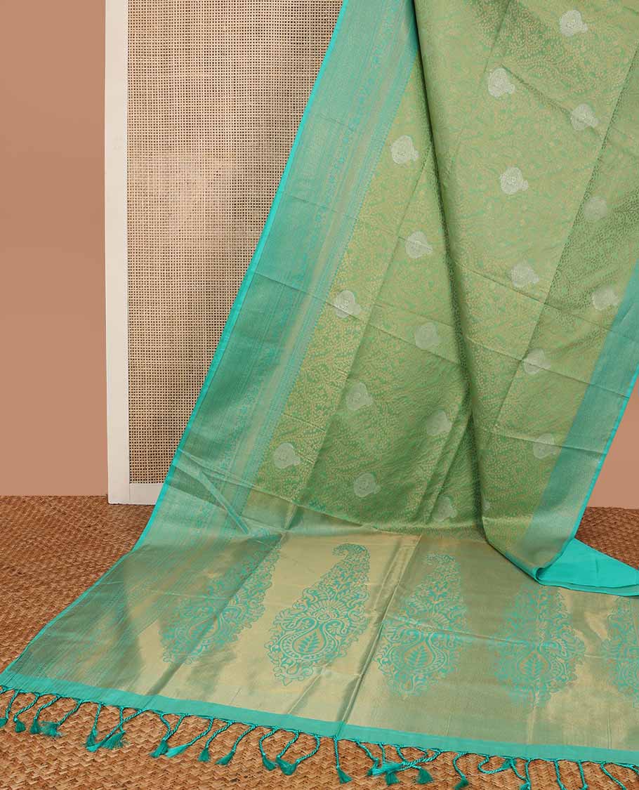 Green floral jacquard soft silk saree with contrast intricate zari design border & floral design pallu