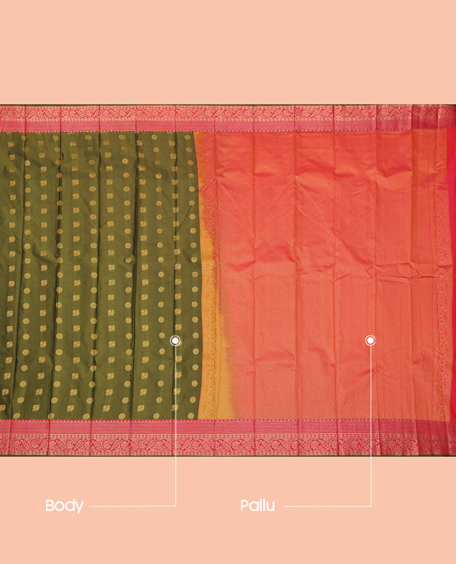 Green Budget Silk Saree, Enriched with Peacock-Chakram Buttas, a Contrast Traditional Zari Border, Jaal Pallu, and a Contrast Blouse
