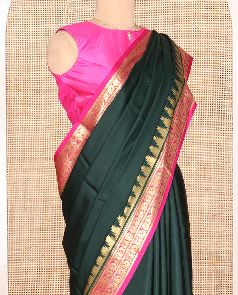 Green Plain Mysore Silk Saree, Complemented by a Contrast Temple Peacock Zari Border, Zari Design Pallu, and a Contrast Blouse