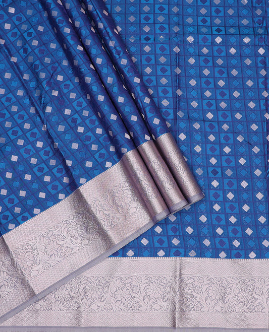 Green art silk pavadai material set, butta enclosed checked pavadai with contrast blouse & traditional zari border
