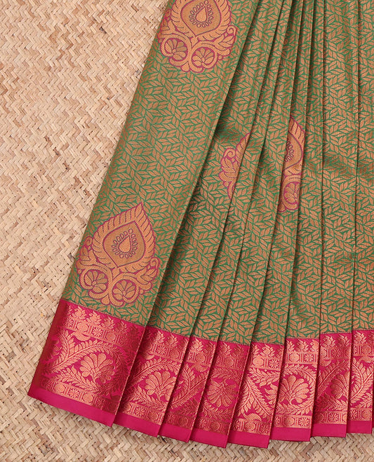 Green Budget Silk Saree, Richly Detailed with Jacquard Design, Complemented by a Contrast Traditional Zari Border, Grand Pallu, and Contrast Blouse