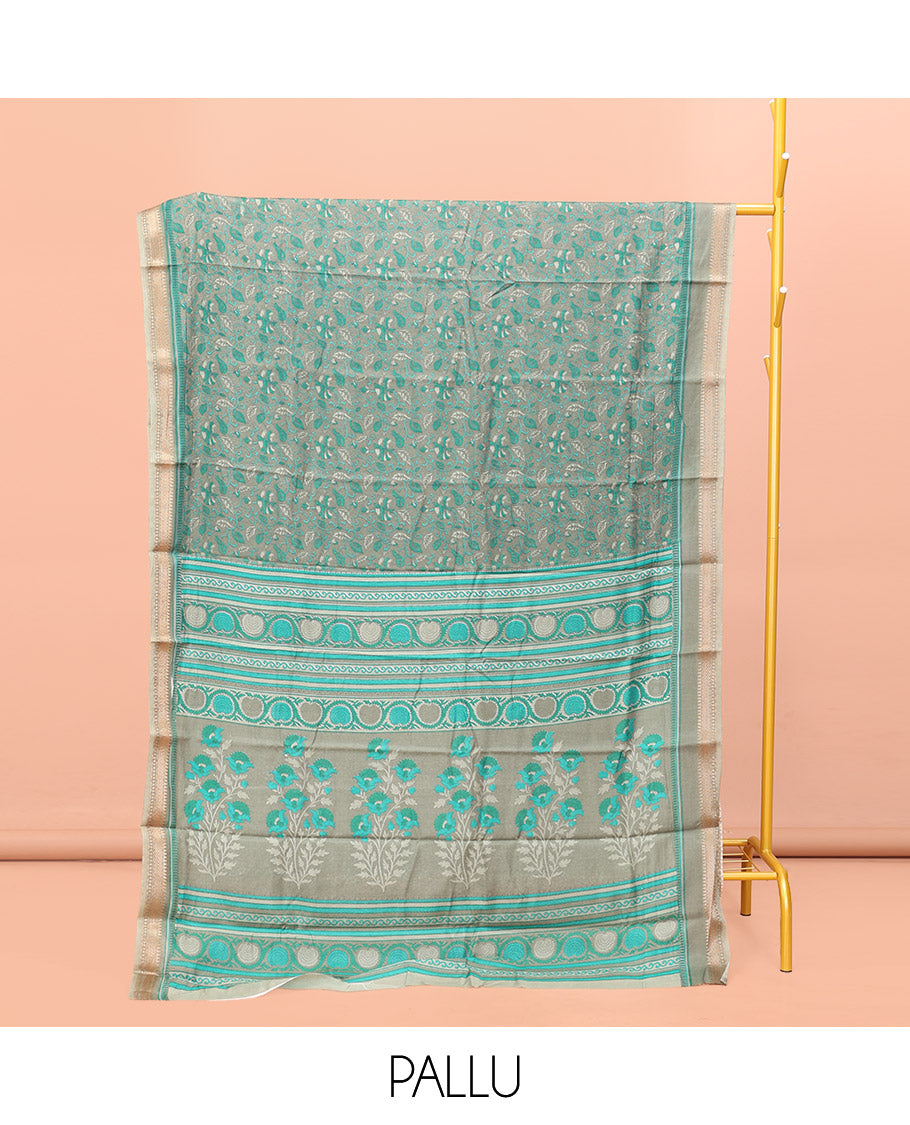 Grey Kanchi Cotton Saree, Embellished with Floral Print All Over Its Body, Complemented by Contrast Traditional Border, Pallu of Floral Designs, and Paired with a Matching Blouse