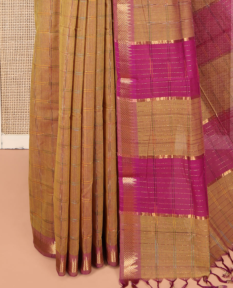 Mustard Checked Mangalgiri Cotton Saree, Complemented by Contrast Zari Temple Border, Zari-Striped Pallu, and Paired with a Contrast Blouse