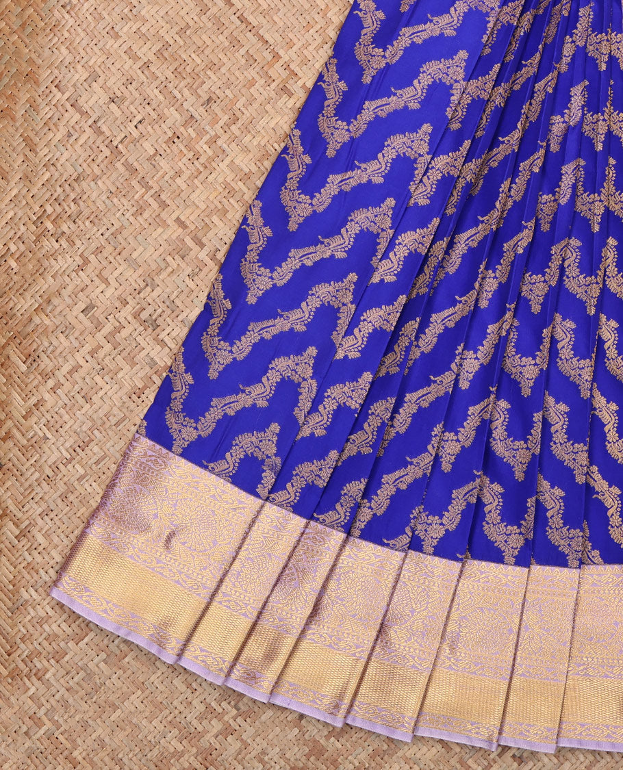 Blue Budget Silk Saree, Beautifully Bedecked with Jaal Jacquard Design on its Body, Complemented by Contrast Traditional Zari Border of Floral Creeper Design, Intricately Designed Pallu, and Paired with a Contrast Blouse