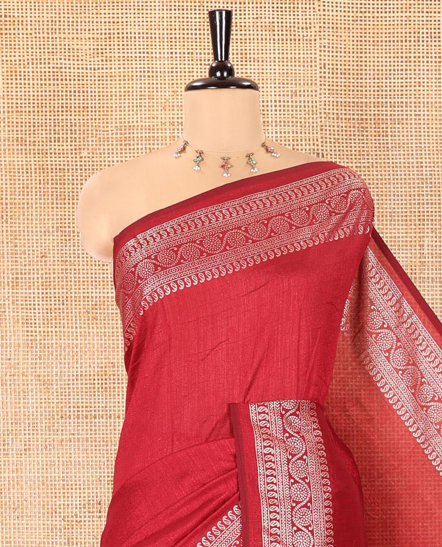 Red Plain Vichitra Silk Saree, Subtle Traditional Motifs Woven Border, Plain Pallu, and Paired with a Matching Blouse