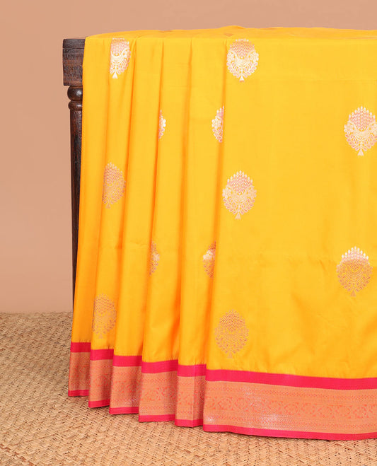 Yellow mango design semi soft silk saree with contrast border & grand pallu along with plain blouse