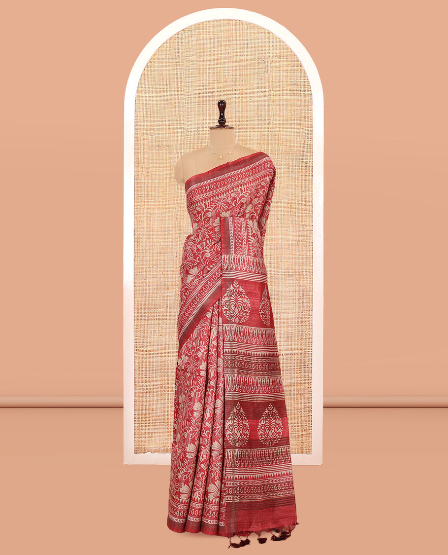 Red Tussar Saree, Crafted with Floral Print, Geometric Printed Border, Intricate Pallu, and a Matching Blouse
