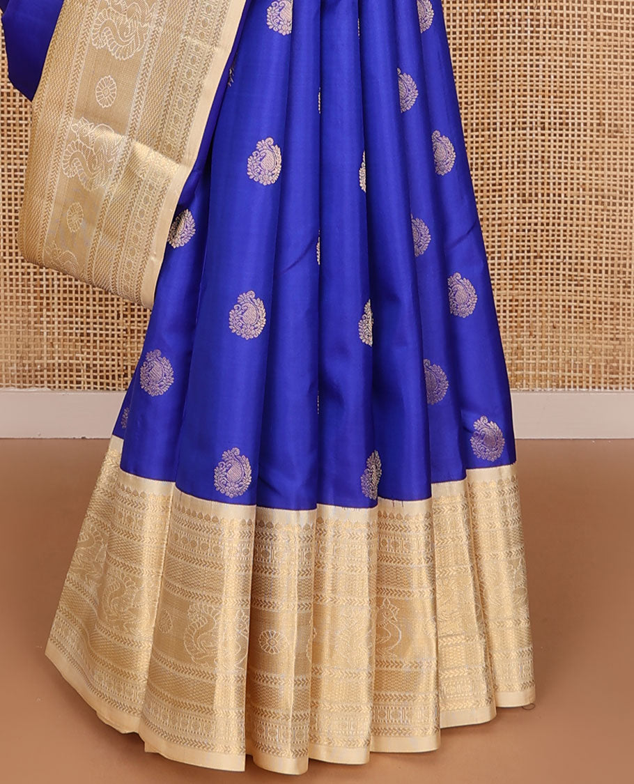 Ultramarine blue zari buttas silksaree, contrast mayil kann pallu & border of thilakam mokku,kathir,muthu,rudraksham,mayil & mayil kann
