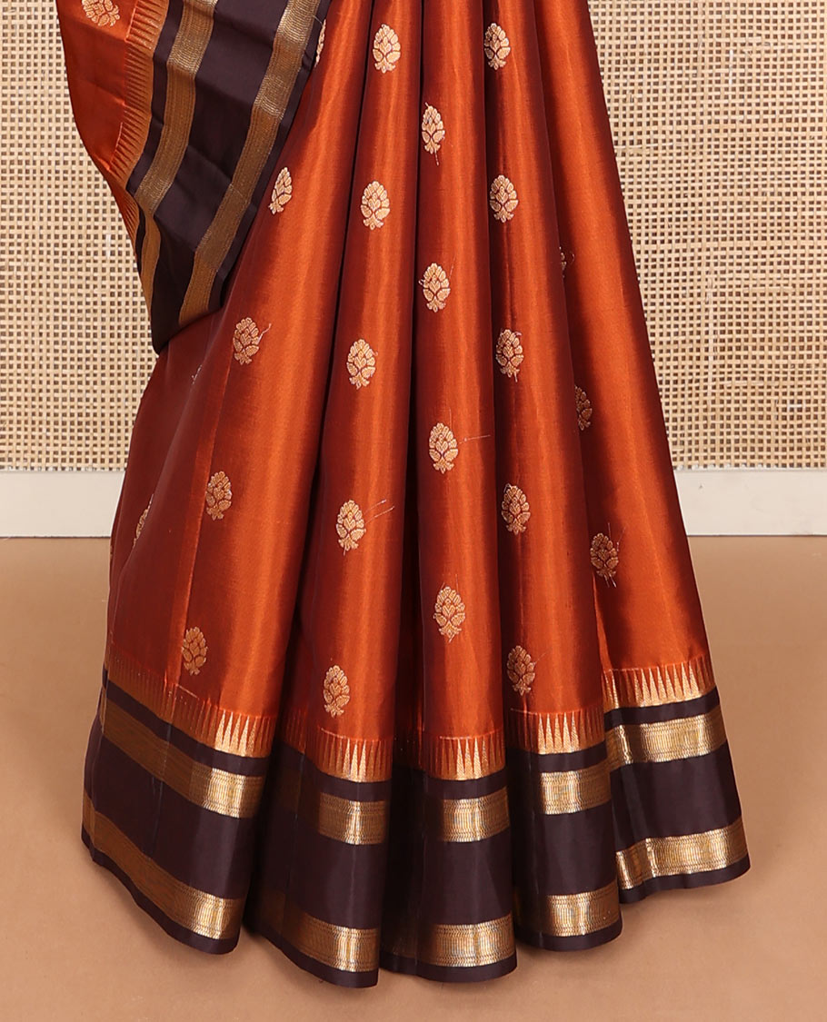 Orange zari buttas Vasundhara silk mix saree, contrast rettai pettu thazampoo rekku zari border & vanki pallu