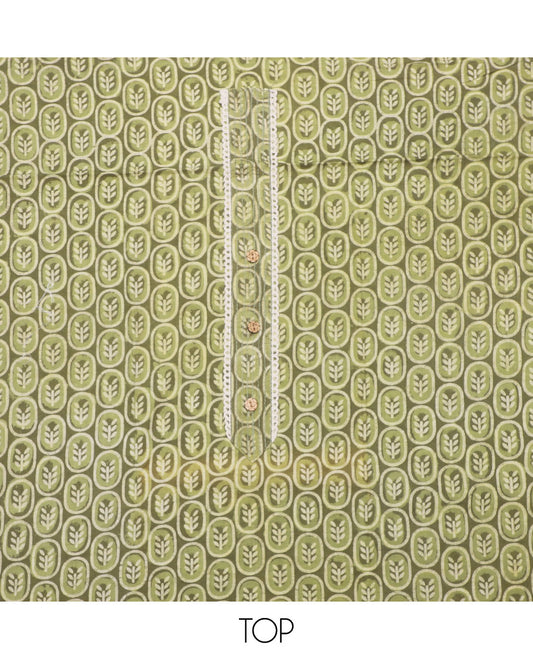Green material chudidhar set, batik-printed top, plain bottom & thread floral motifs embroidered dupatta