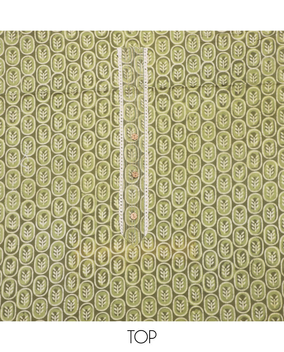 Green material chudidhar set, batik-printed top, plain bottom & thread floral motifs embroidered dupatta