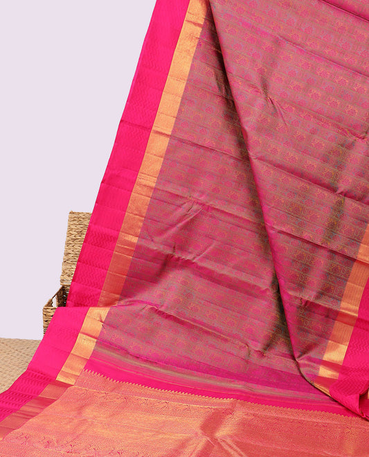 Pink embossed silk saree, contrast vanki border & pallu of thilakam mokku,kathir,mayil & jaal designs