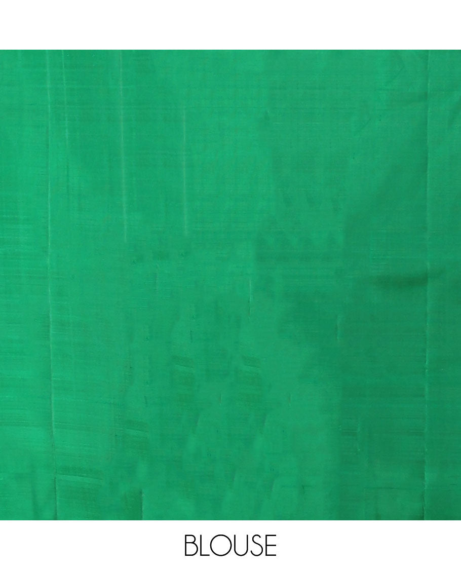 Borderless green temple design kancheepuram silk saree, self-pallu of pillaiyar mokku & stripes