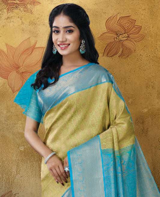 Green jacquard kanchipuram silk saree, contrast traditional design zari border & jaal pallu