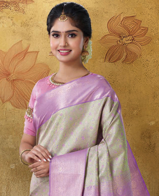 Green jacquard Kanchipuram silksaree,contrast intricate pallu & border of neli Kathir,neli,gothumai kann & floral design