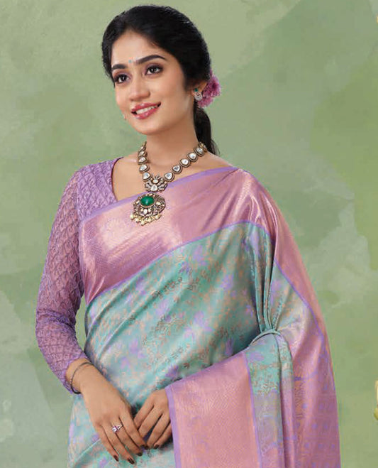 Blue jacquard Kanchipuram wedding silksaree, contrast ogee patterned pallu & border of thilakam,muthu,kodi visiry & jaal