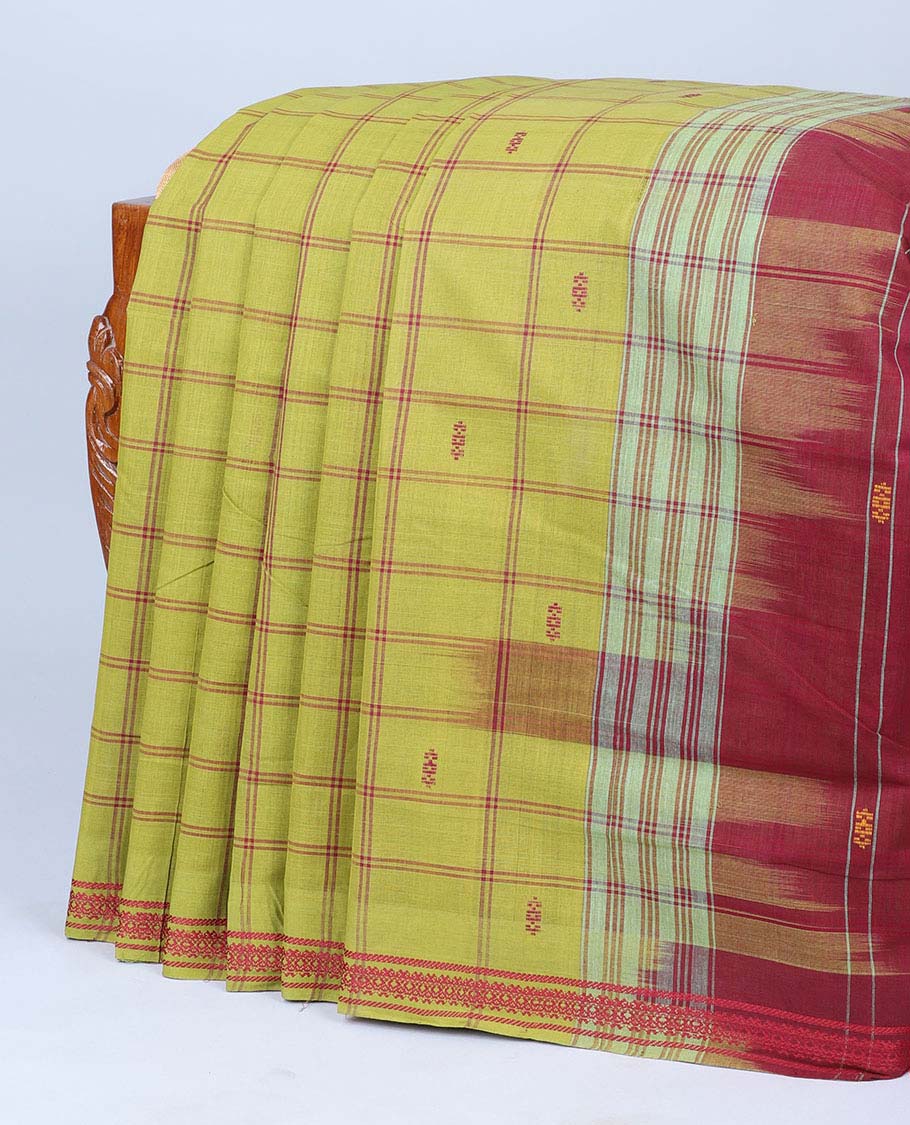 Green checked andhra cotton saree with buttas, self-border & contrast pallu of stripes