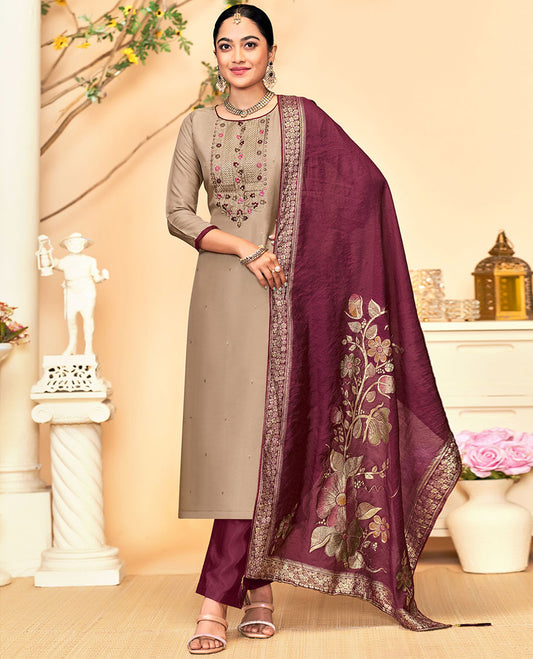 Grey material churidar catalog set, embroidered top, contrast pants & floral design dupatta