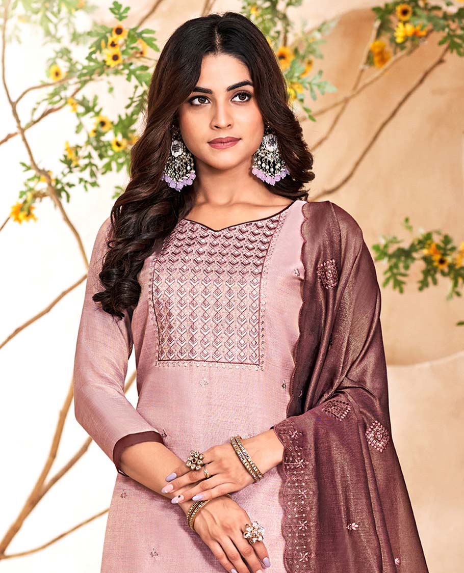 Pink material churidar catalog set,embroidered top,contrast pants & scallop embroidered dupatta
