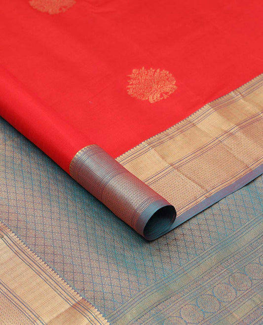 Red buttas nine-yard silksaree, contrast jaal pallu & border of thilakam mokku,muthu,rettai neli,kathir & then kuli kann